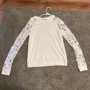 White long sleeve with lace arms